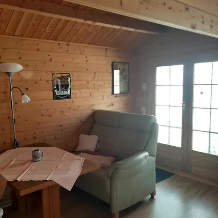 Prázdninový dům Ferienhaeuser Waldidyll Canow