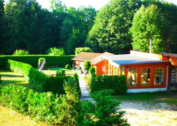 Ferienhaeuser Waldidyll בית נופש