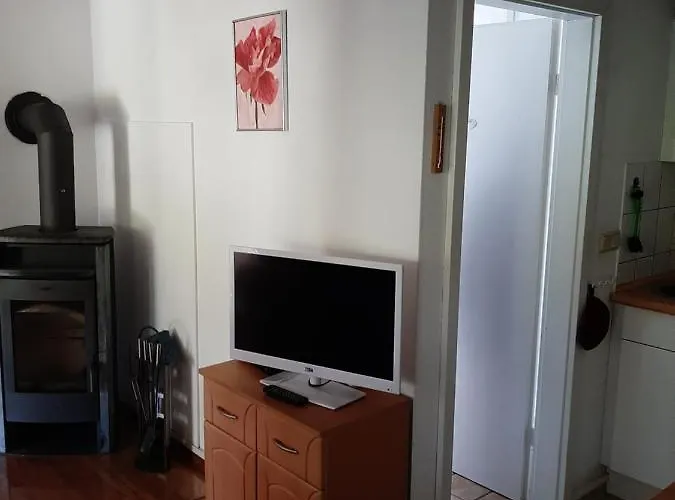 בית נופש Ferienhaeuser Waldidyll *